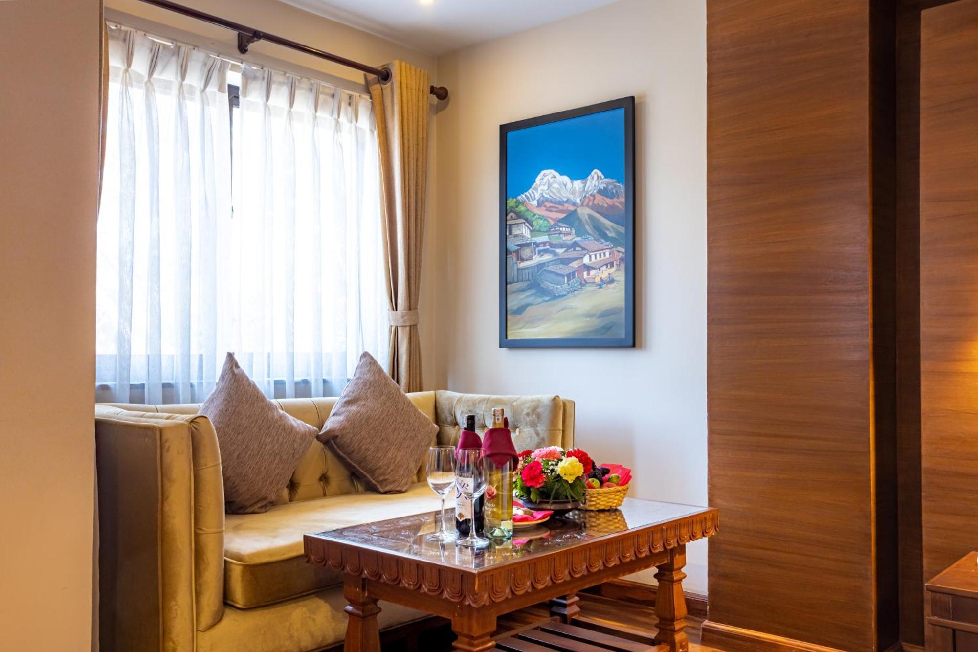 Hotel Kutumba Lalitpur Экстерьер фото