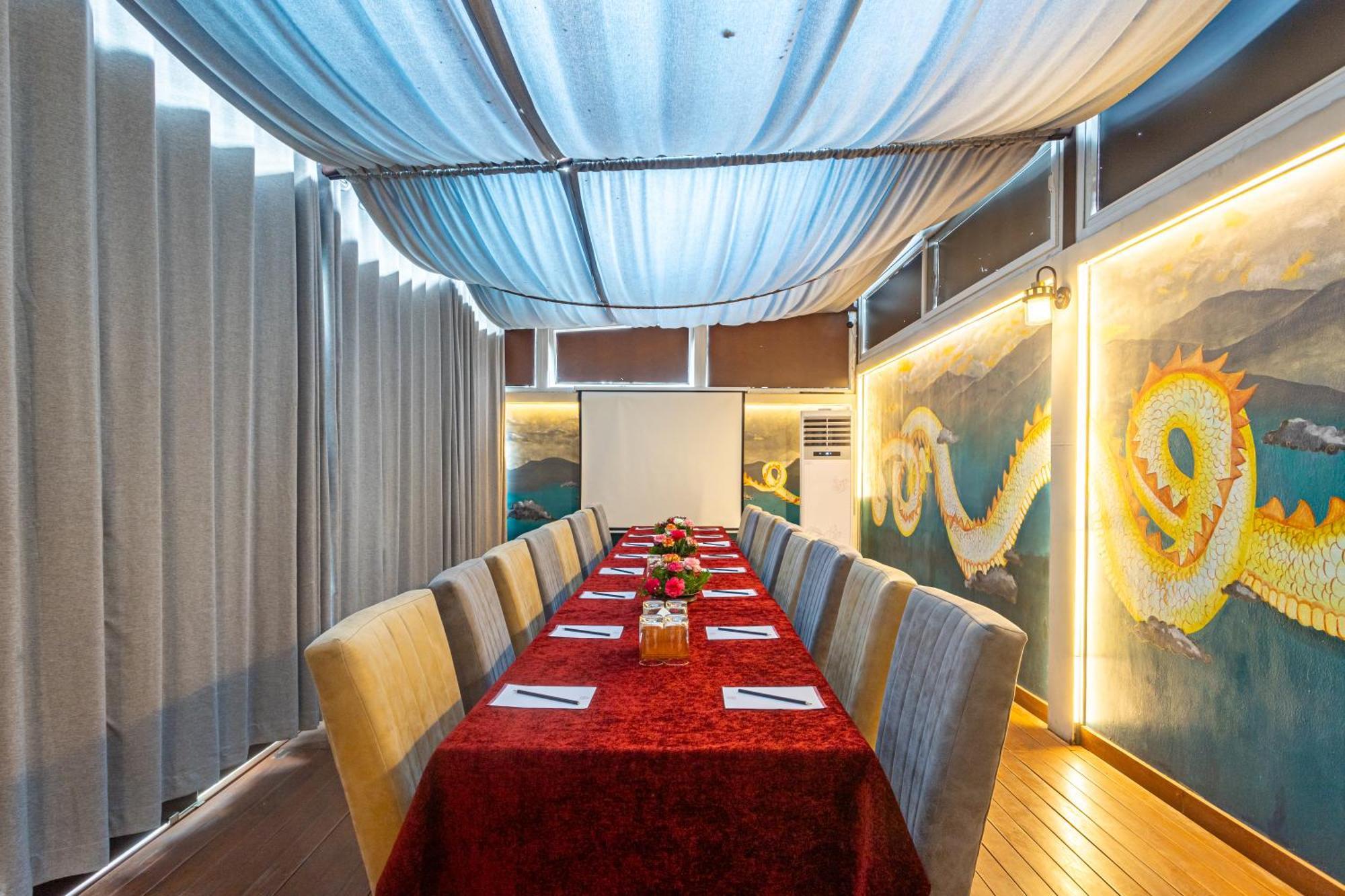 Hotel Kutumba Lalitpur Экстерьер фото