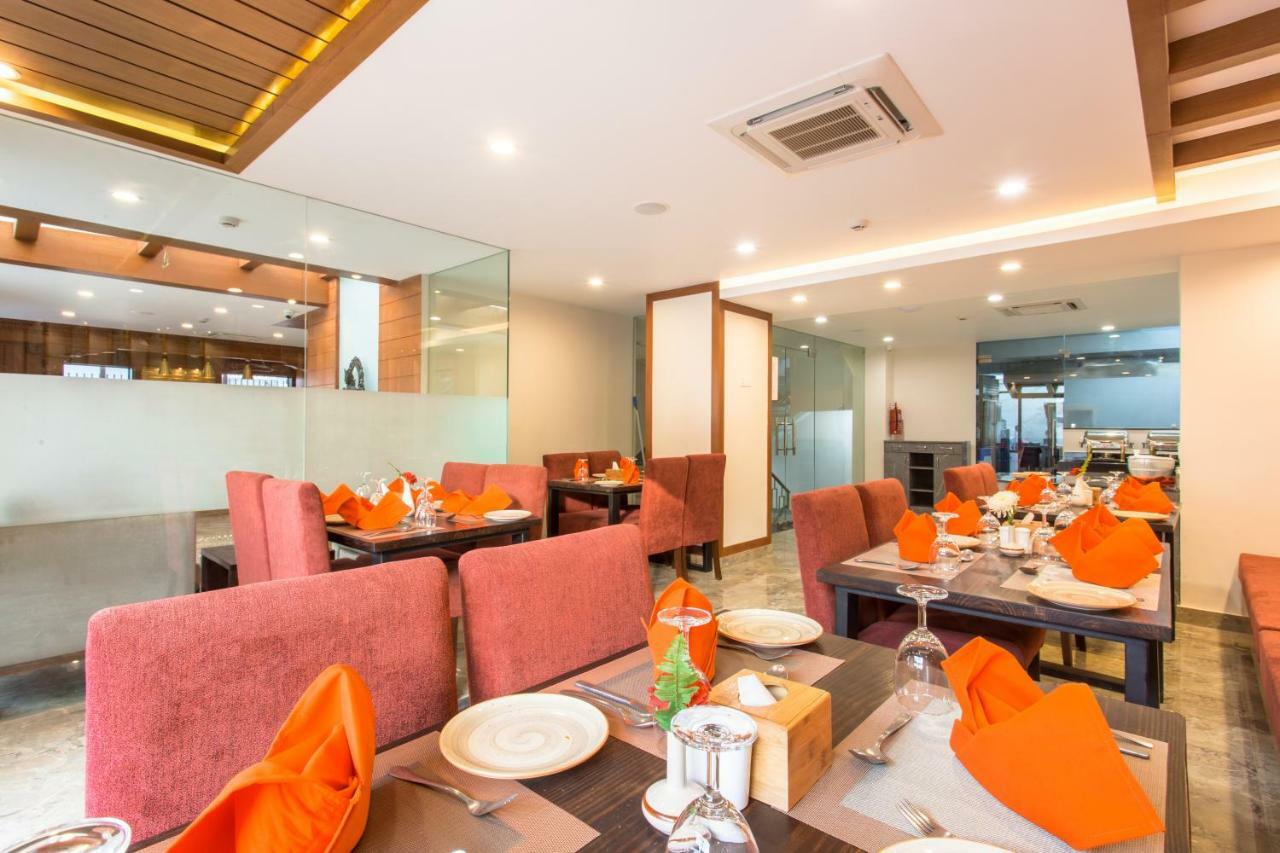 Hotel Kutumba Lalitpur Экстерьер фото